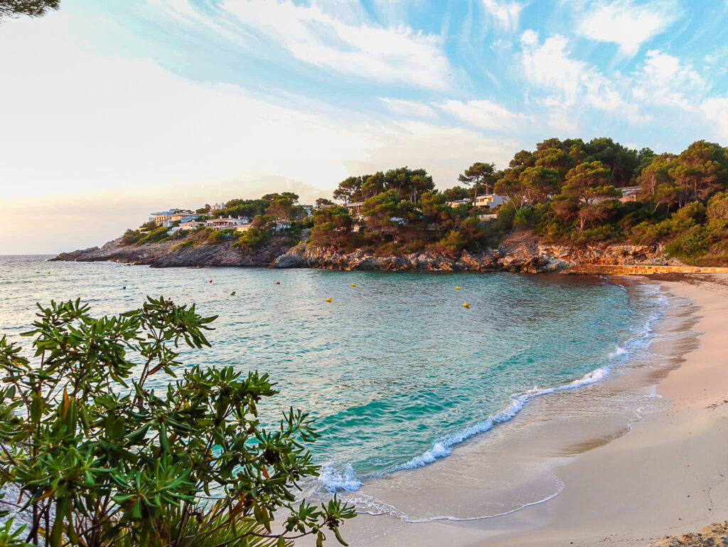 Font de Sa Cala – beliebte Siedlung am Meer in traumhafter Natur