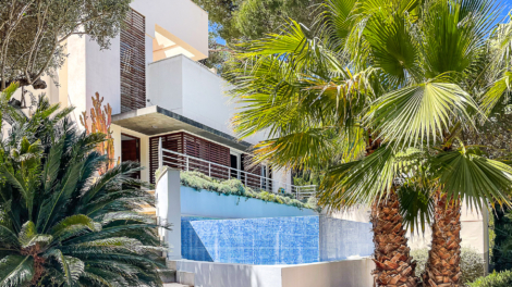 Exclusive coastal residence: modern villa with infinity pool, roof terrace and sea views, 07589 Canyamel (Spain), Villa