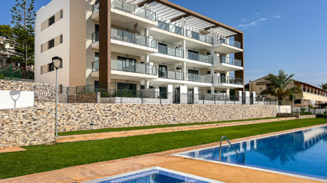 Exklusive Gelegenheit: Neue Wohnung mit privatem Balkon und Gemeinschaftspool, 07589 Font de Sa Cala (Spanien), Etagenwohnung