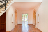 If you are looking for something very special! Stately luxury finca with large plot of land - Entrance area