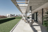 Obra nueva moderna: piso de planta baja con jardín y piscina comunitaria de agua salada - Jardin