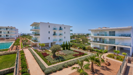 Tu Nuevo Hogar en Cala d’Or: Apartamento en Planta Baja con Jardín y Plaza de Garaje Subterráneo, 07660 Cala D'or (España), Piso en planta baja