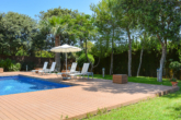 Elegante, mediterrane Villa mit 450 m², 5 Schlafzimmern und Pool - in begehrter Lage - ... schattigem Garten