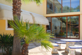 Elegante, mediterrane Villa mit 450 m², 5 Schlafzimmern und Pool - in begehrter Lage - Großer Patio mit...
