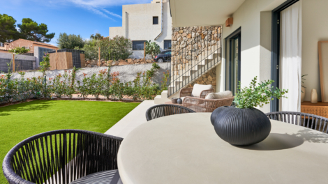 NUR 130m zum Meer: Erdgeschosswohnung mit 3 Schlafzimmer, Terrasse, Garten und Tiefgaragenstellplatz, 07159 Sant Elm (Spanien), Erdgeschosswohnung