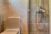 Modernes Penthouse mit Meerblick, Ferienvermietlizenz und exklusivem Komfort - Badezimmer mit Dusche