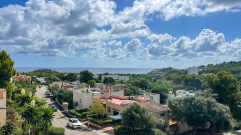 Modernised apartment with 2 bedrooms, sea-view terrace and communal pool, 07589 Font de Sa Cala (Spain), Top floor