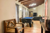 Traumhafte Finca: Luxus und mallorquinischer Flair mit Ferienvermietlizenz für 12 Plätze - Wohnzimmer