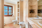 Traumhafte Finca: Luxus und mallorquinischer Flair mit Ferienvermietlizenz für 12 Plätze - Marmorbad mit Dusche