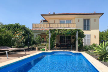Freistehendes Haus mit zwei Wohnbereichen in Strandnähe mit Pool und Außenküche, 07560 Sa Coma (Spanien), Einfamilienhaus