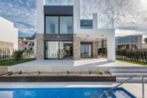 Neubau: Exquisite Villa mit privatem Pool und Dachterrasse mit Meerblick - ...mit privatem Pool
