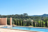ERSTBEZUG! Großzügige Finca mit 5 SZ, Pool und Bodega in herrlicher Landschaft - ... über Landschaft und Hügel