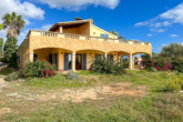 Perfect finca for a large family or several families: fantastic sea views and Mediterranean flair - South-west side of the house