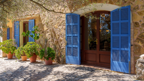 Large finca for a (senior) co-living community: Dreamlike sea views and Mediterranean charm, 07500 Porto Cristo (Spain), Finca