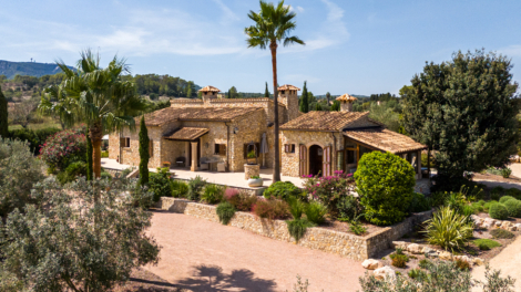 Idyllisch gelegene, charmante Finca mit drei Schlafzimmern, Sauna und mediterranem Garten, 07230 Montuïri (Spanien), Finca