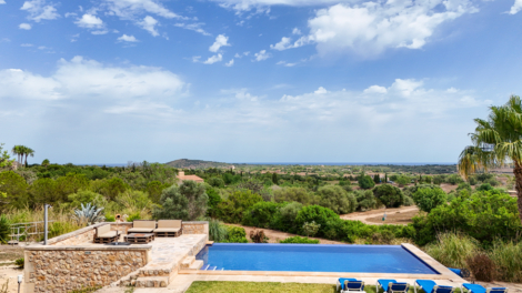 Tranquilidad, Espacio y Rentabilidad: Casa de campo con Casita, Vistas al mar y licencia de alquiler,  Sant Llorenç des Cardassar (España), Casa de campo