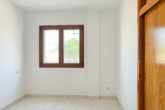 Geräumige Wohnung in ruhiger Lage mit 3 Schlafzimmer und Balkon mit Fernblick - Schlafzimmer