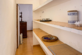 Traditional Mallorcan coziness: Townhouse to renovate with partial sea views. - ...through the pantry...