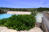 Villa mallorquina directamente en primera linea al mar, con piscina y licencia ETV para 12 plazas - Acceso directo a la playa