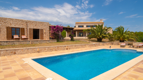 Prächtiges Anwesen mit 6 SZ, Gästehaus und Pool in einzigartiger Lage, 07200 Felanitx (Spanien), Finca