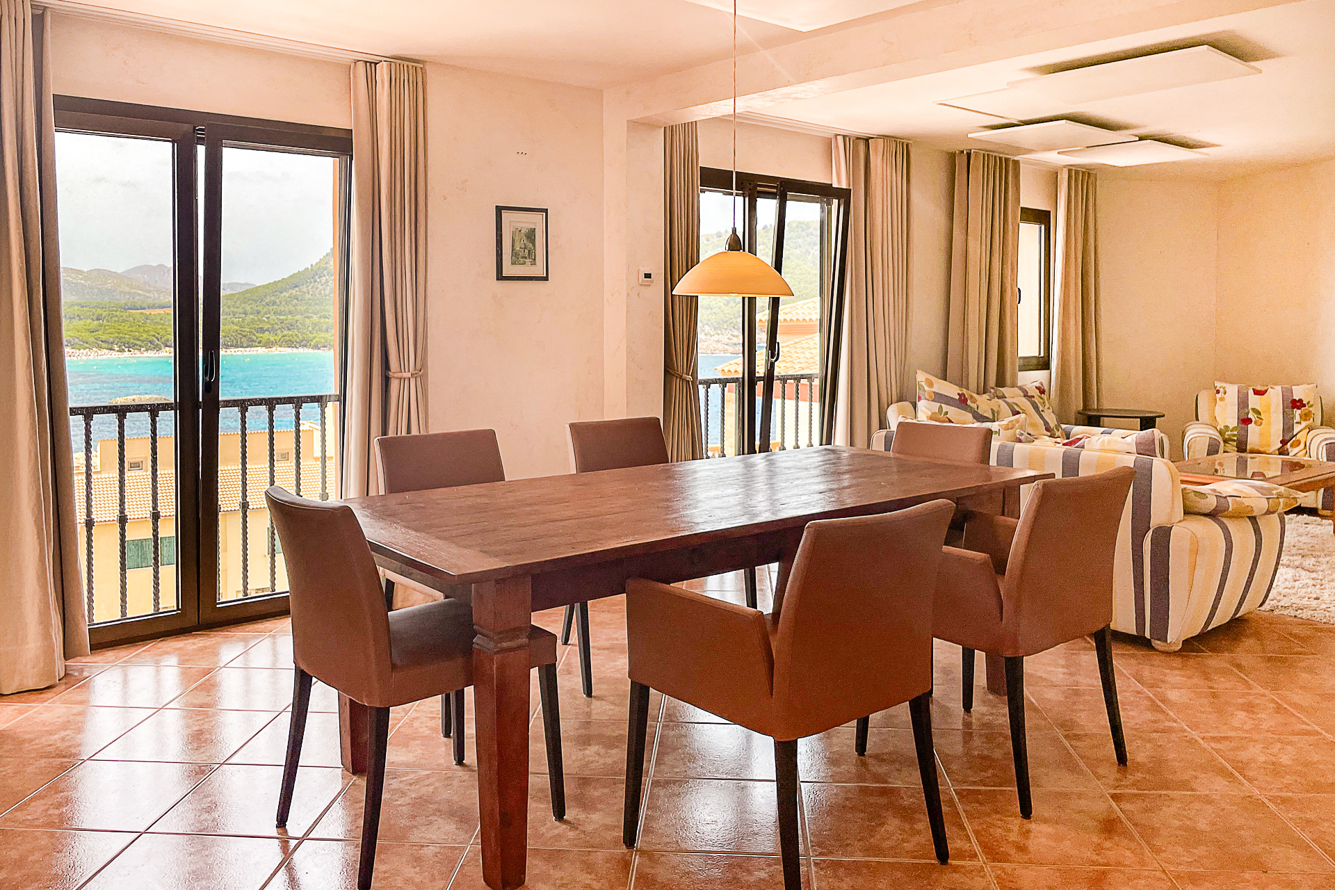 Exklusive Maisonette-Wohnung mit atemberaubendem Meerblick, Terrasse und Gemeinschaftspool, 07590 Cala Ratjada (Spanien), Maisonette