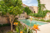 In the heart of Capdepera: Stylish townhouse with large terrace, pool oasis and castle and sea views - Garden area